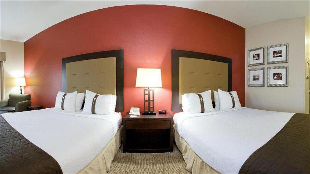 Holiday Inn Hotels Batesville By Ihg Exteriör bild